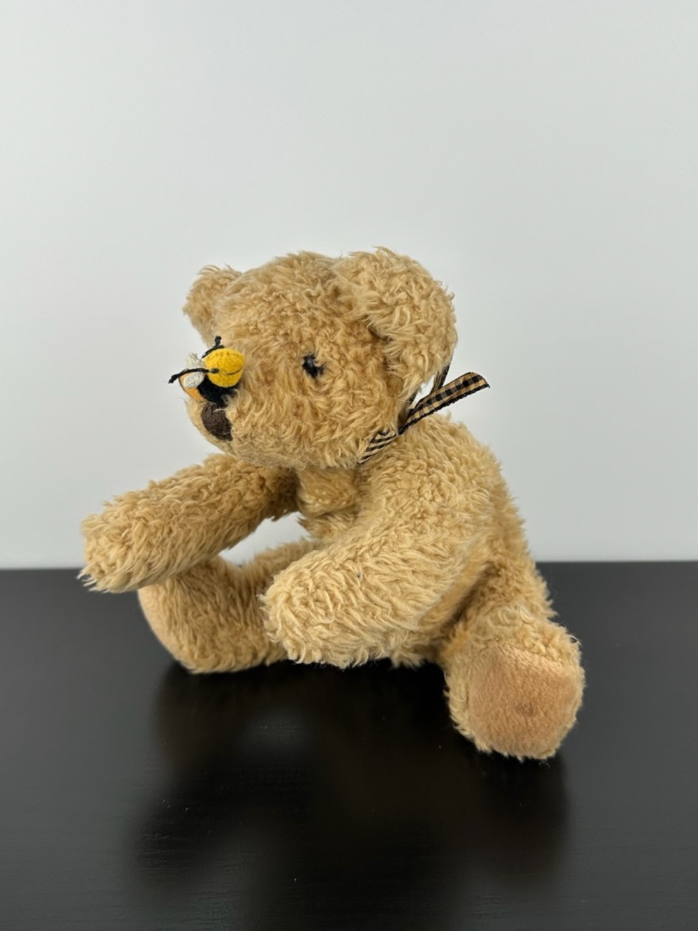 Russ Berrie Buzz Bear Teddy 9” Honey Bee on Nose Plaid Bow Plush Stuffed Animal
